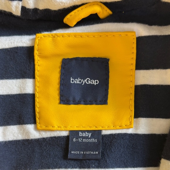 babyGap Yellow Kids Rain Hooded Jacket 6-12 Months - Picture 4 of 8